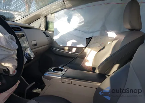 2017 Toyota Prius V Five from USA, damaged, VIN JTDZN3EU1HJ073504